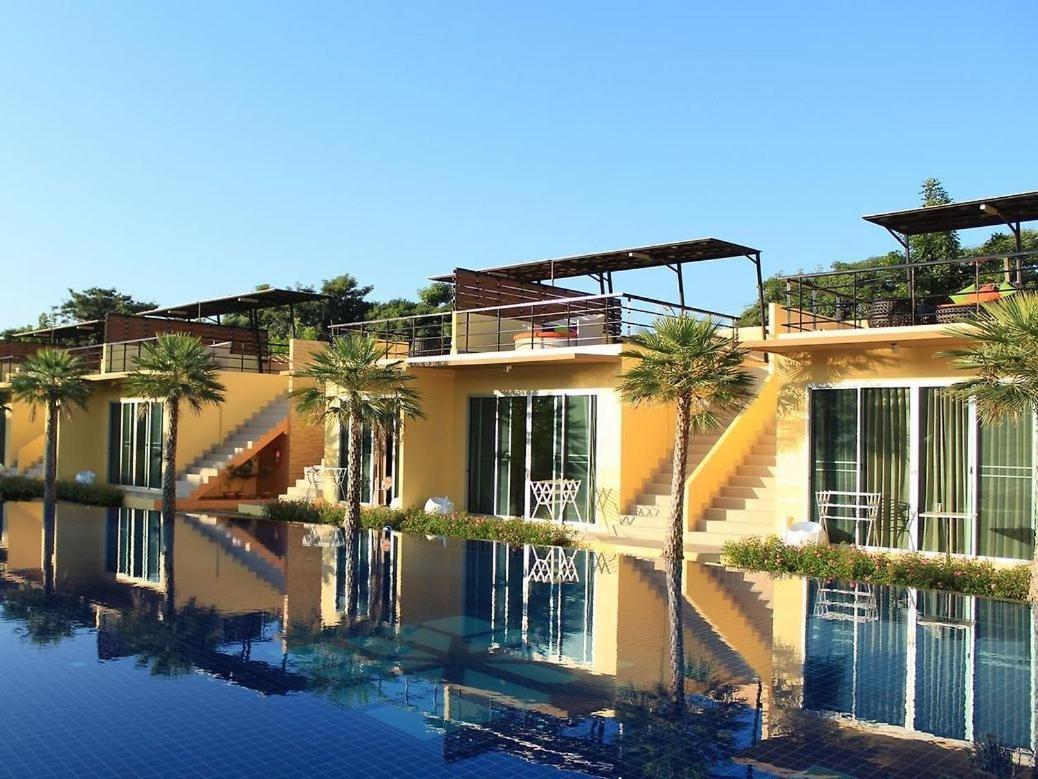 Bangkok.Grand.Resort Bang Bo Exterior foto